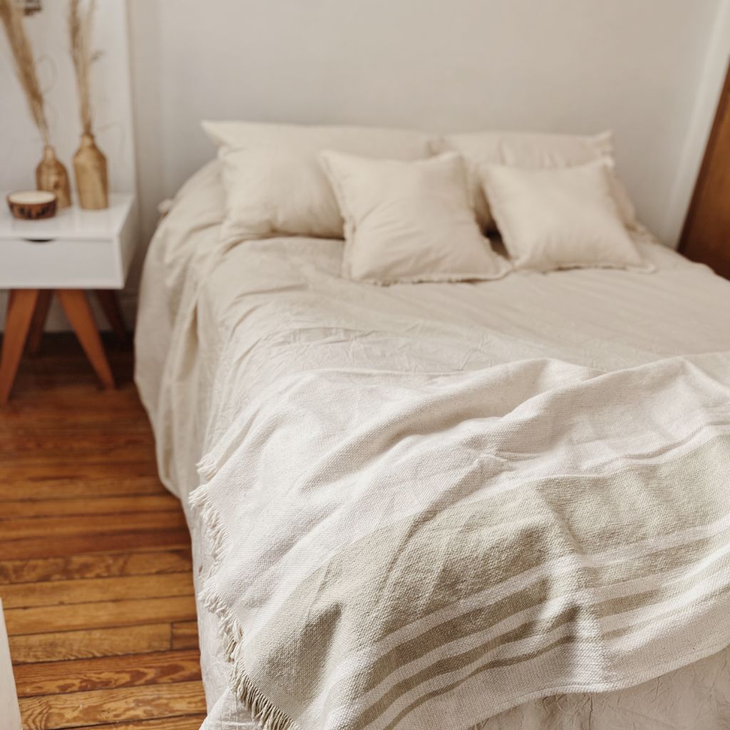 durable linen sheets